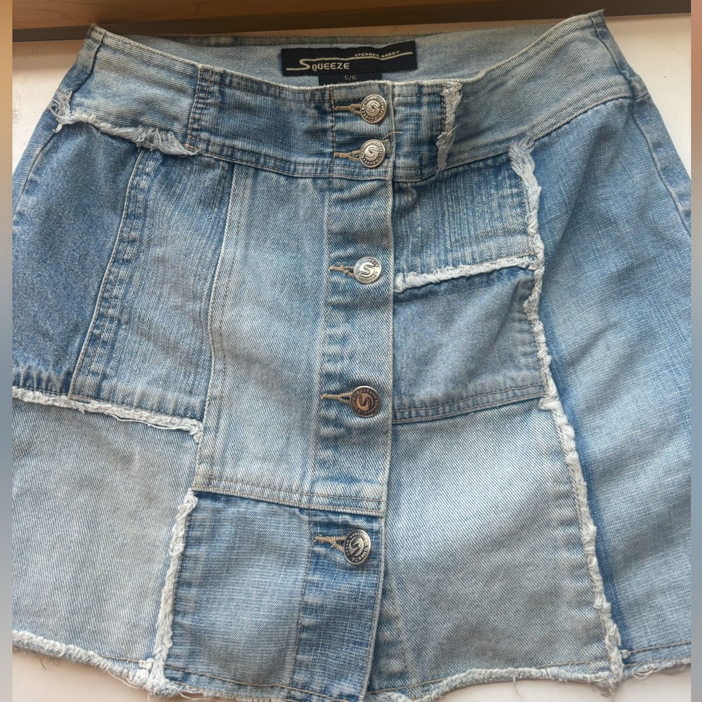 Cute Stephen hardy skirt